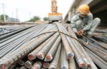 Khốn khổ với thép nhập khẩu