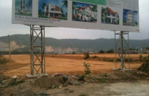 ‘Siết’ quản lý đất đai