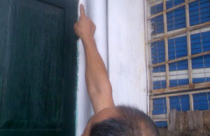 Cả trăm mạng người thấp thỏm trong khu tập thể sắp sập