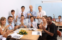 Việt Nam nằm trong top 10 quốc gia “hút” chuyên gia nước ngoài