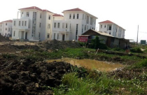 Vụ tranh chấp tại Splendora: Chủ đầu tư dùng luật ép khách hàng