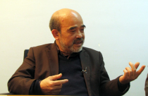 Khó chặn được tham nhũng đất