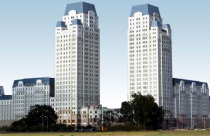 The Manor: Tranh chấp chung - riêng, hé ra nhiều chuyện