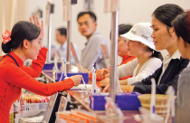 Đầu tư chéo: Quy định chặt, giám sát lỏng