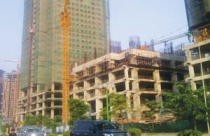 Hải Phát có “giật gấu vá vai”?