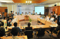 Nỗ lực cứu thị trường bất động sản