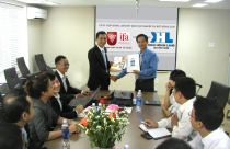 Môi giới BĐS: Bức tranh không chỉ có màu hồng