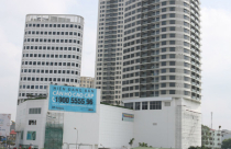 Giảm giá, khuyến mại vẫn… ế