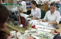 Tái cơ cấu NH: Cố tình làm khó nhau