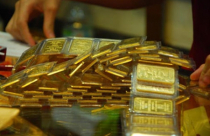 Cuối năm, ai mua vàng?