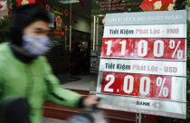 Lãi suất vẫn “âm thầm” vượt trần