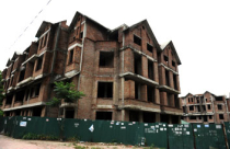 Mặt bằng giá bất động sản tiếp tục giảm sâu