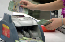 Thủ đoạn 'lách trần' của ngân hàng