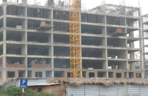 Mong trả nợ lương đã là may