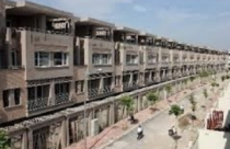 Hâm nóng địa ốc: Không phải chỉ để cứu “nhà giàu”