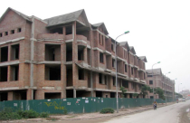 Cẩn trọng mua nhà thô