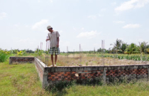 Ôm nợ vì dự án "treo"