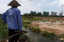 Nhiều nông dân nghèo “mù” quy hoạch đất