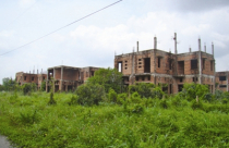 Hẩm hiu nhà ở xã hội