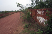 Xây nhà trên đất rừng: Có nguy cơ bị thu hết?