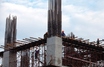 Tín dụng bất động sản vấp rào cản nợ xấu