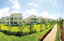 Địa ốc trở mình