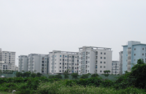 Bất động sản chờ… sáng trăng