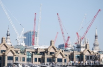 Người nước ngoài làm bùng nổ thị trường nhà London