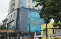 Dài cổ chờ giấy hồng vì chủ đầu tư mắc nợ