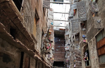 “Giải cứu” chung cư cũ