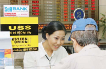 Tỷ giá “sóng ở đáy sông”