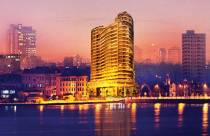 Kéo nhà đầu tư trở lại thị trường địa ốc