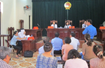 Tại tòa, khách tố An Khánh JVC "vừa đá bóng, vừa thổi còi"