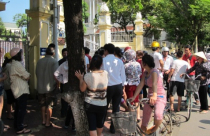 Hàng trăm tiểu thương TTTM Hải Dương tập trung đòi xây chợ tạm