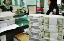Đại gia ngoại nào nắm 49% vốn ngân hàng Việt?