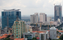 Mặt bằng bán lẻ ở trung tâm thương mại rớt giá