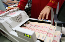 Tăng trưởng tín dụng và chuyện “vay thì đứng, đòi nợ thì quỳ”