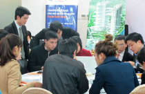 Nửa năm bơm 300 tỷ: 'Giải cứu' BĐS trong mơ?