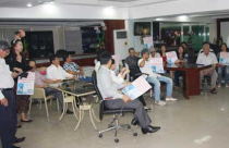 Khách hàng dự án Thảo Loan Plaza căng băng rôn đòi nhà