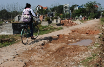 Chạy theo 'phong trào' lao đao vì nợ