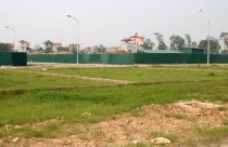 Chia lô bán nền và… người mẫu