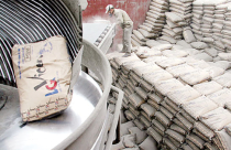 Lập lại trật tự ngành xi măng