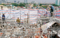 Bộ Xây dựng "tạo đất" cho xây dựng trái phép?