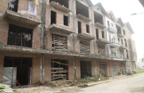 BĐS có nhu cầu thực: "Trên đe, dưới búa"