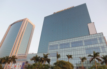 Thông tin trái chiều về mặt bằng bán lẻ Hà Nội