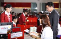 Cho vay kiểu "tay không bắt giặc", ngân hàng có dám?