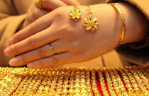 Vàng chốt tháng khởi sắc nhờ phát biểu của quan chức FED