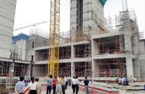 Bất động sản chạy đua lánh nạn 'tháng cô hồn'