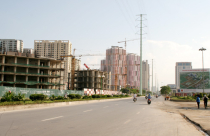 Những bộ mặt sống - chết trên đường về 'Hà Nội 2'