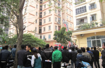 Chung cư Hà Nội: Người dân oằn mình “cõng” phí